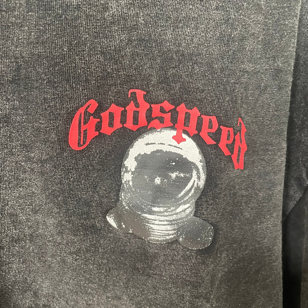 GODSPEED Gothic Skull Back Graphic T-Shirt