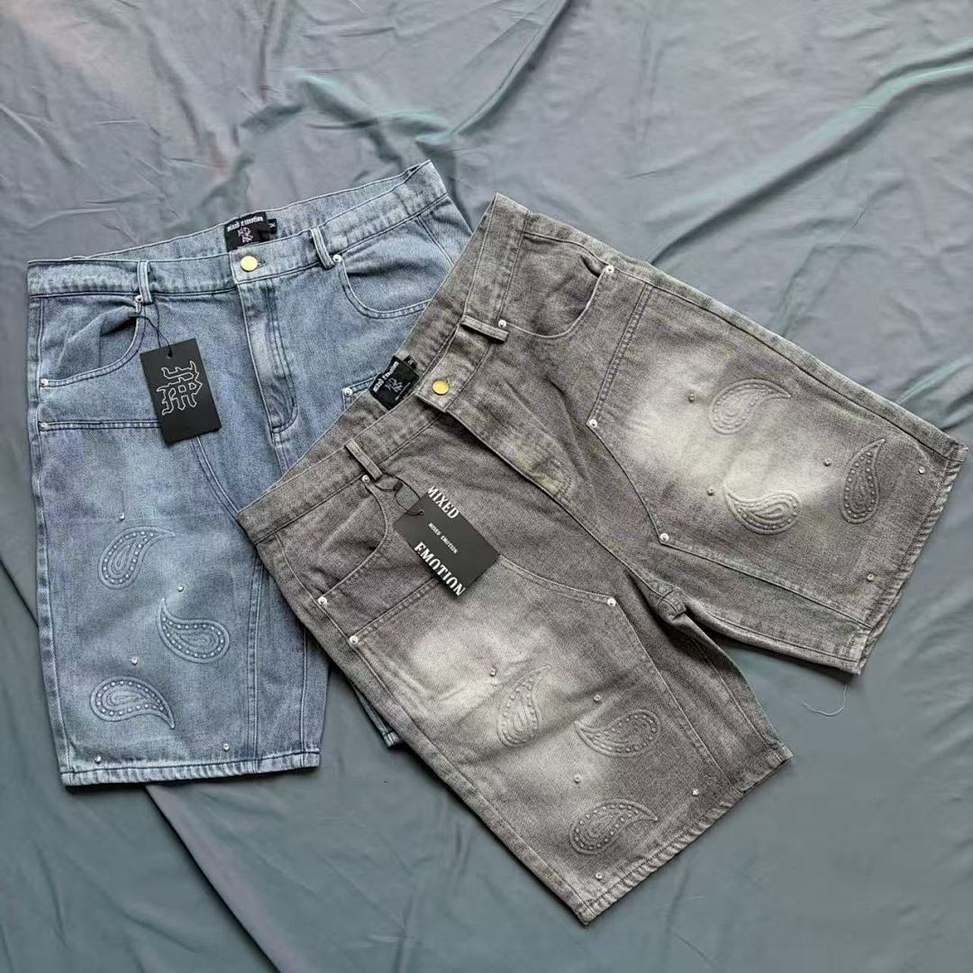 MIXED EMOTION Distressed Graphic Knee-Length Shorts