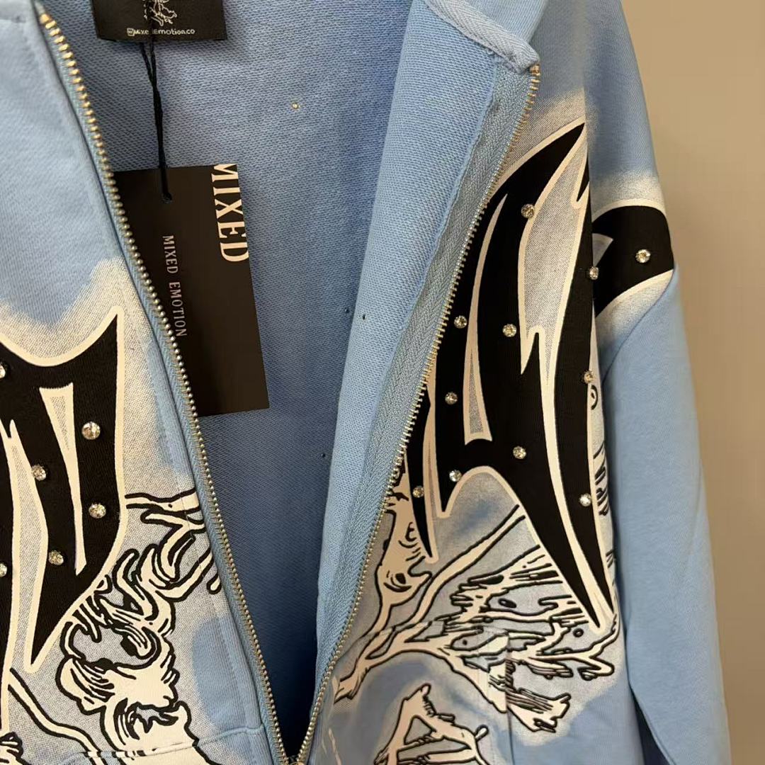 MIXED EMOTION Gothic Wing Embroidery Graphic Hoodie