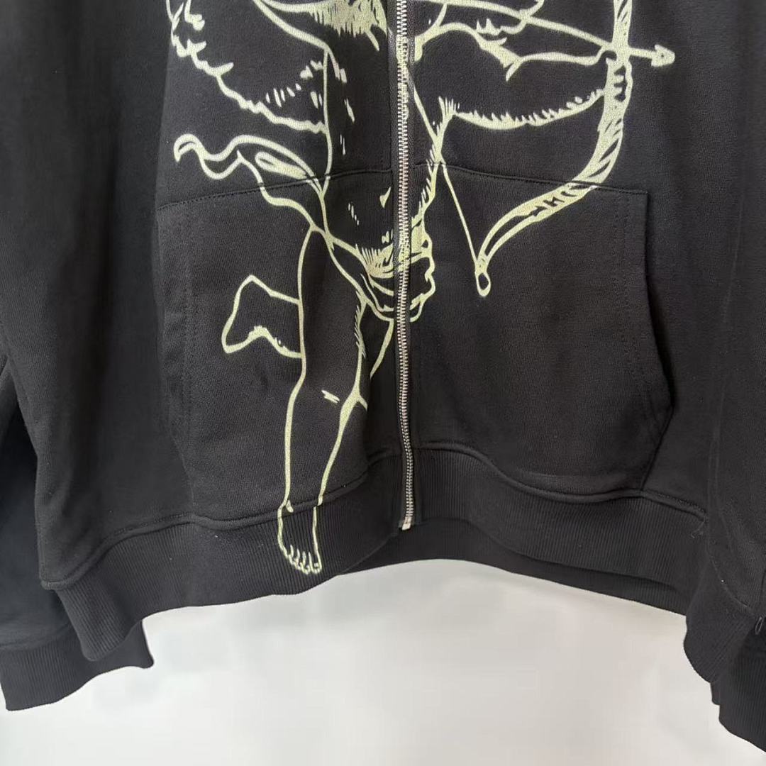MIXED EMOTION Vintage Wing Graphic Zip-Up Hoodie