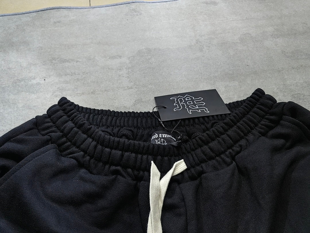 MIXED EMOTION Side Graphic Relaxed Sweatpants