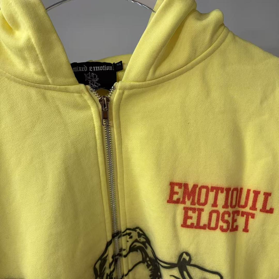 MIXED EMOTION Never Die Graphic Zip-Up Hoodie