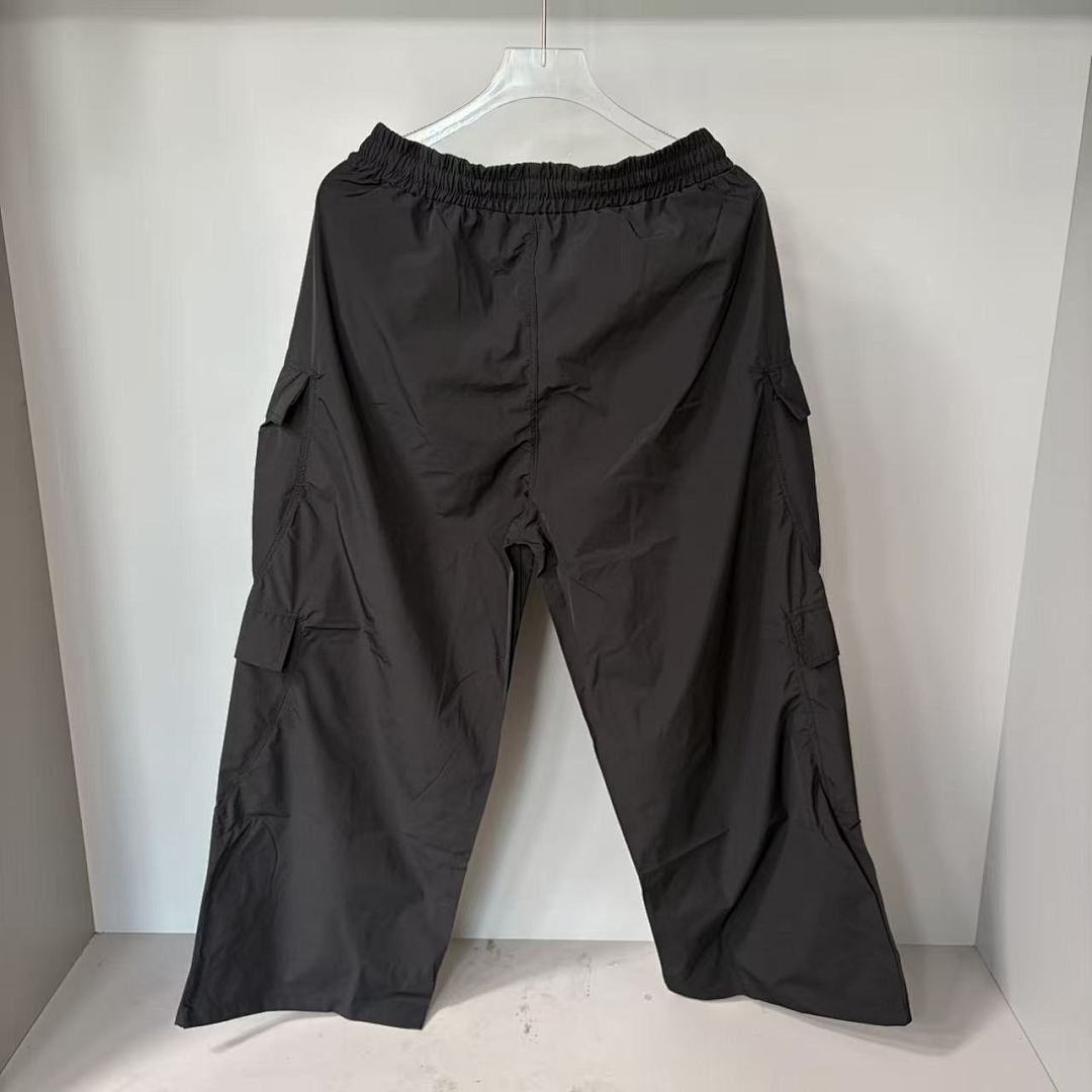 MIXED EMOTION Multi-Pocket Utility Cargo Pants
