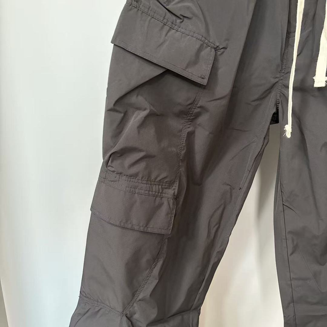 MIXED EMOTION Multi-Pocket Utility Cargo Pants