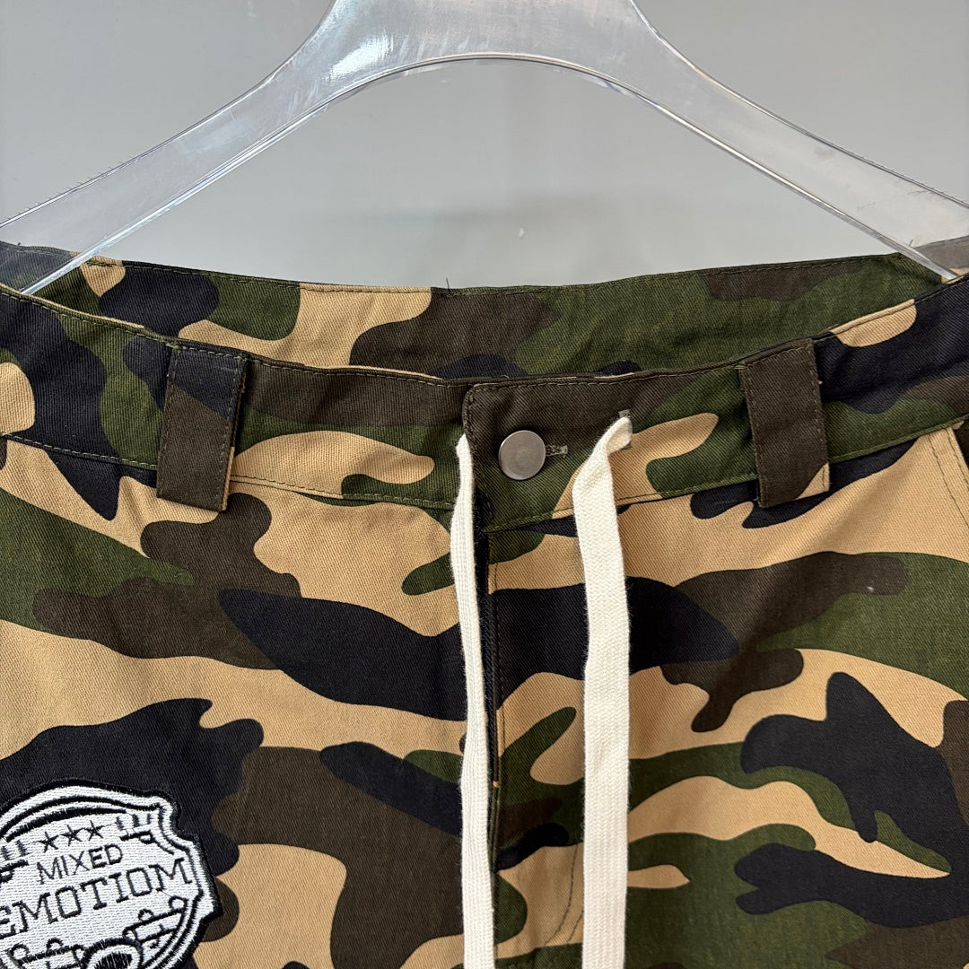 MIXED EMOTION Graphic Patchwork Cargo Casual Shorts