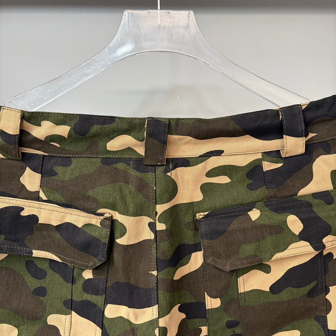 MIXED EMOTION Graphic Patchwork Cargo Casual Shorts