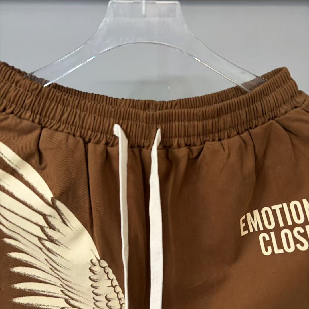 MIXED EMOTION Wing Graphic Casual Shorts