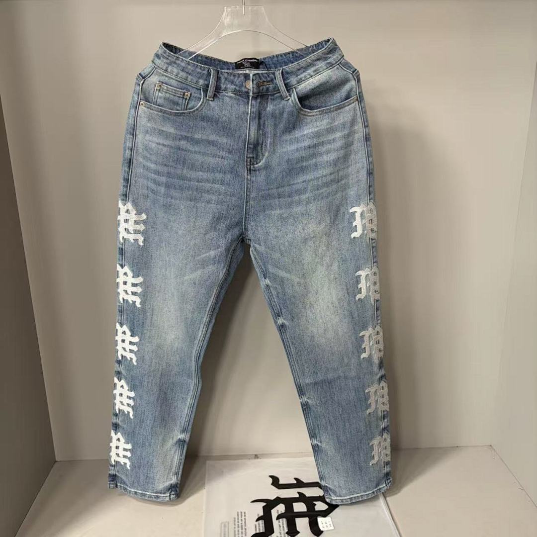 MIXED EMOTION Side Letter Straight-Leg Jeans