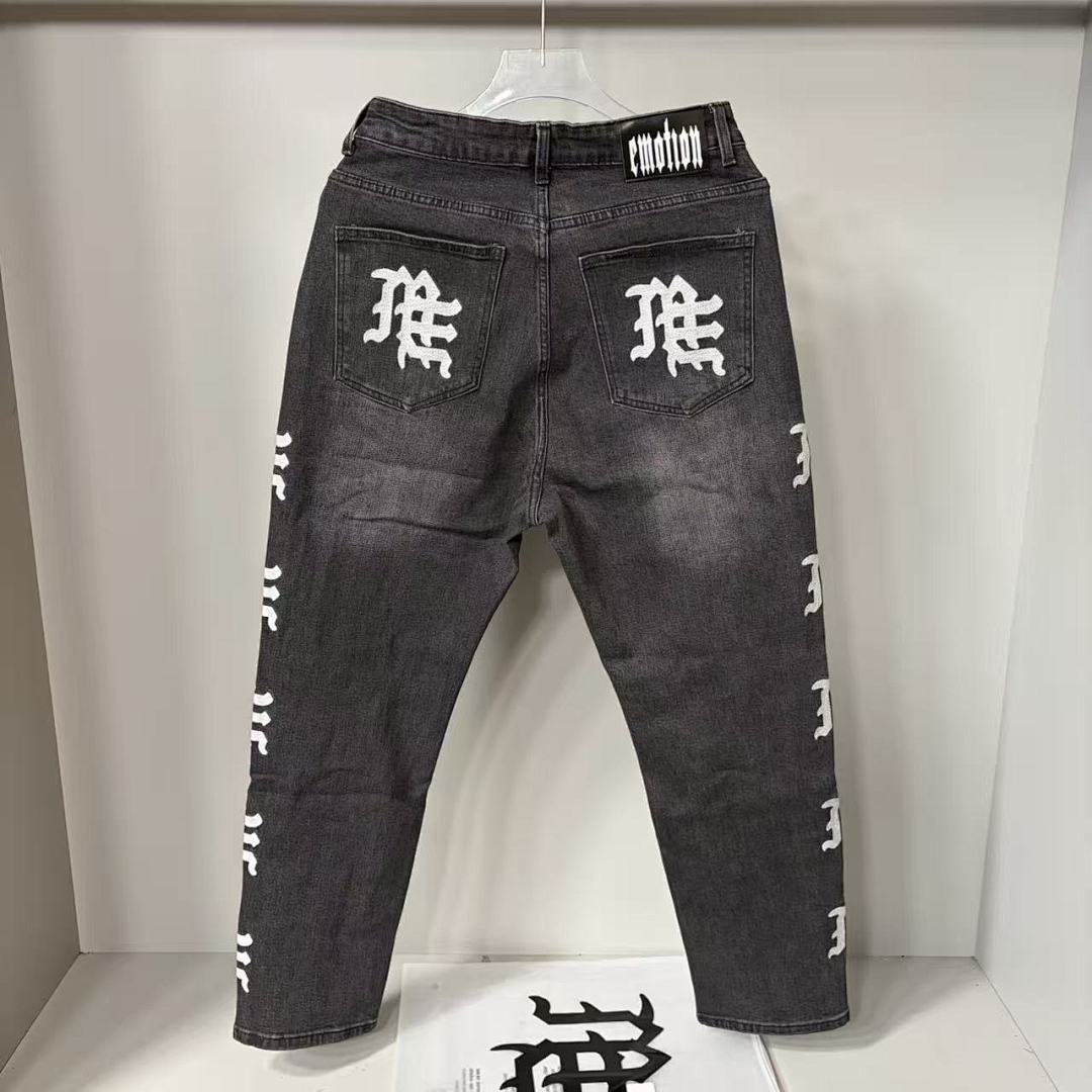MIXED EMOTION Signature Side Letter Denim Jeans