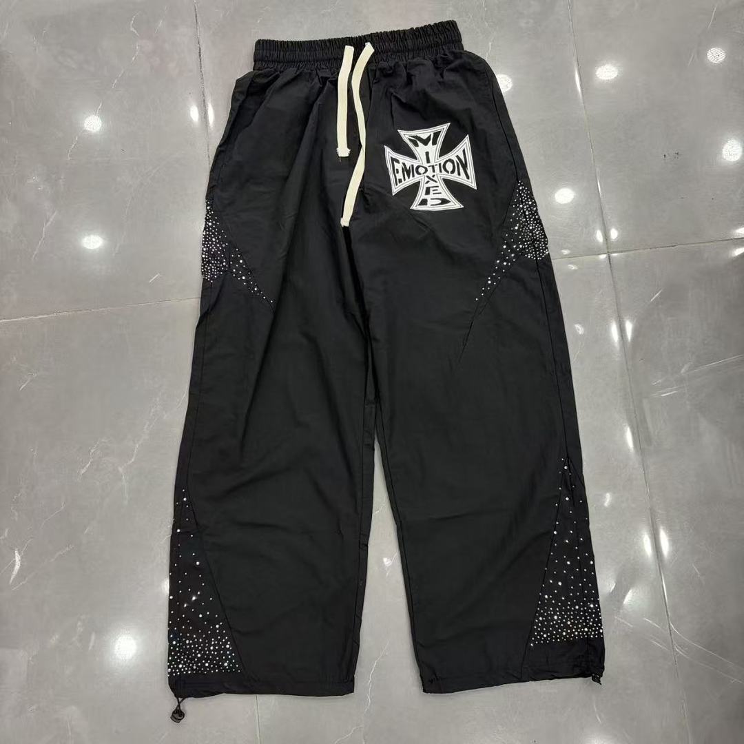 MIXED EMOTION Cross Logo Nylon-Style Casual Shorts