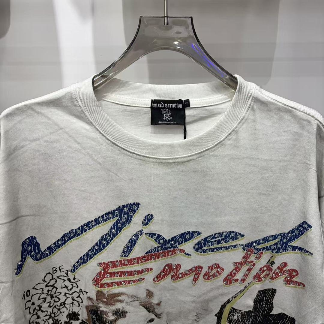MIXED EMOTION Vintage Graphic Long Sleeve Streetwear Top